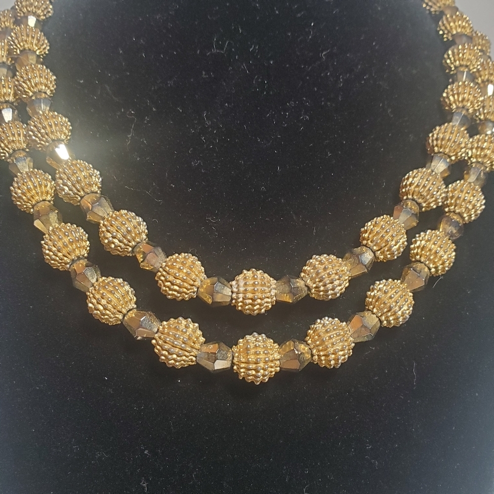 Vintage TRFARI Double Strand Gold Tone Textured and Faceted Beaded Necklace - Picture 2 of 6